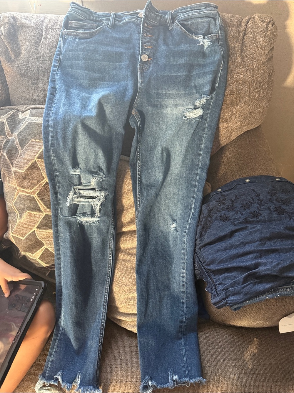 Distressed High-Rise Skinny Jeans - Blue